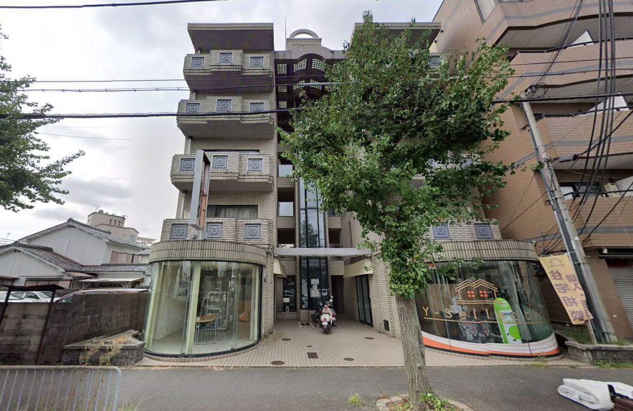 64a6916737cfee042f1ed6f85199a5e8-30